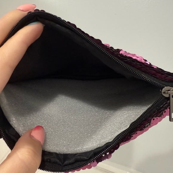 Reversible Sequin Clutch Bag - Black and Pink - Picture 4 of 4